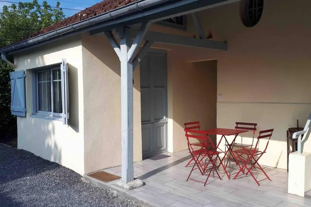 L'Atelier A 100 M De Tarbes Sud Villa Laloubere 0*,  France